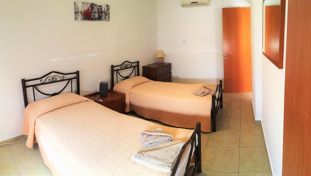 Ferienwohnung Diana Gardens Paphos Exterior foto